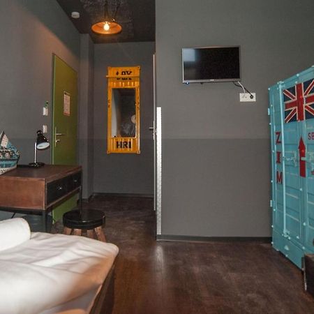 Hostel Am Bahnhof Suhl Dış mekan fotoğraf
