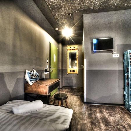 Hostel Am Bahnhof Suhl Dış mekan fotoğraf